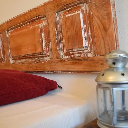 La Casita De Elisa. Navaluenga, Avila. Feriehus